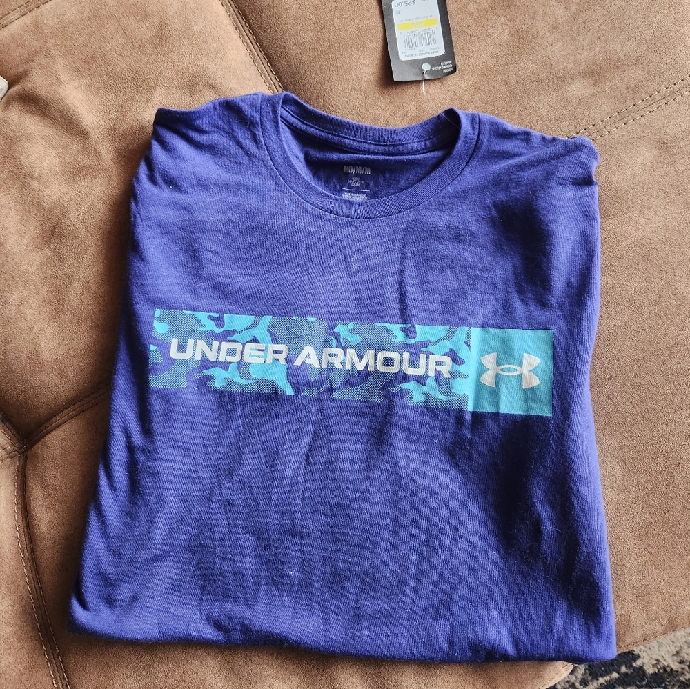 UNDER ARMOUR